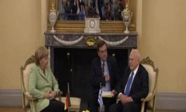 Παπούλιας σε Μέρκελ: «Ο λαός έχει εξαντλήσει την αντοχή του»