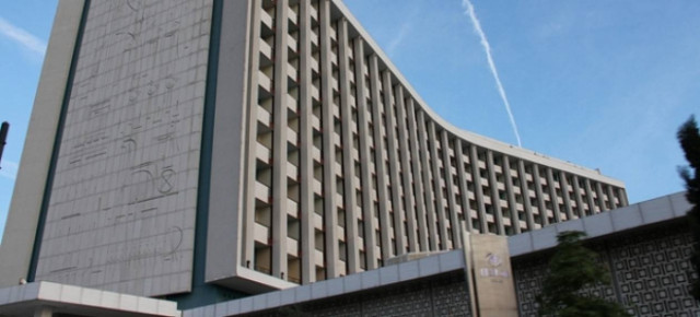 Σε εξέλιξη η συνάντηση Μέρκελ με επιχειρηματίες στο Hilton