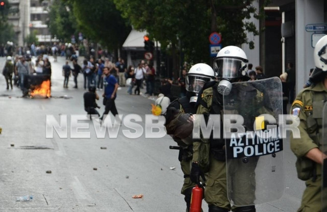 Πάνω από 150 οι προσαγωγές από τα επεισόδια