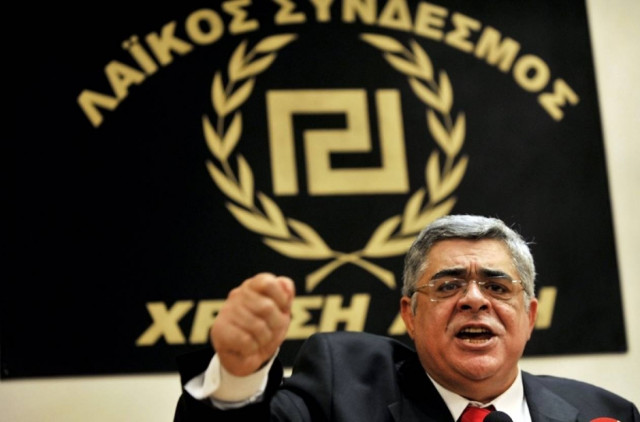 Χρυσή Αυγή: Ανεπιθύμητος ο Νταβούτογλου