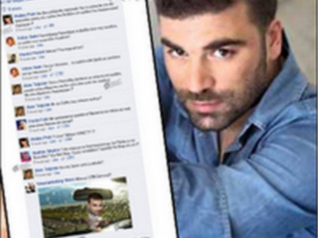 Χαμός στο Facebook του Παντελή Παντελίδη