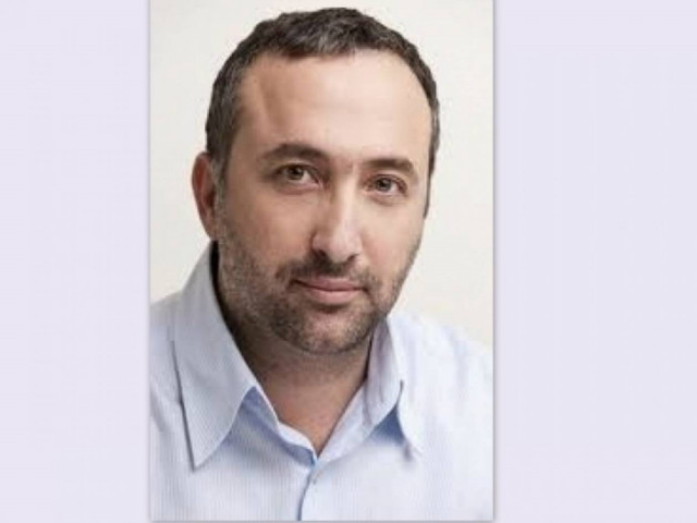 Με την λίστα του Χριστοφοράκου στο χέρι, παίρνει και την υγεία