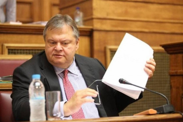 Ο «ανήξερος» Βενιζέλος έδειξε πάλι Παπακωνστανίνου - Διώτη