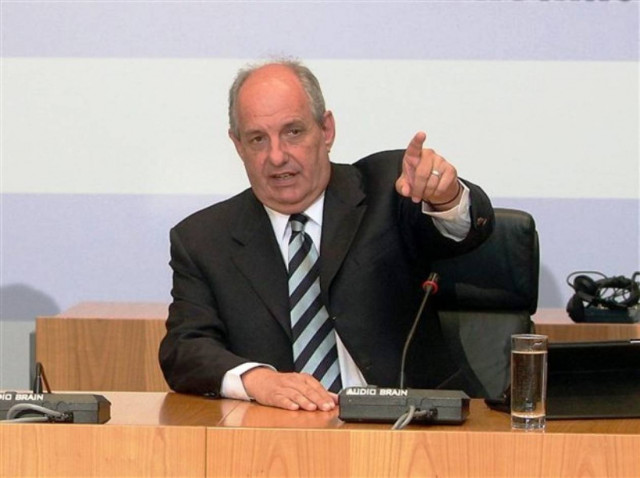 Κουίκ: Τα σαΐνια του ΥΠΟΙΚ πρέπει να μεγάλωσαν στην Ολλανδία