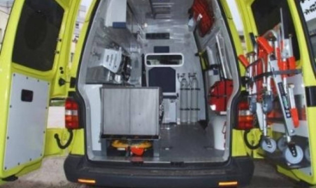 Σοκ στην Πάτρα: Άνδρας έπεσε από τον δεύτερο όροφο