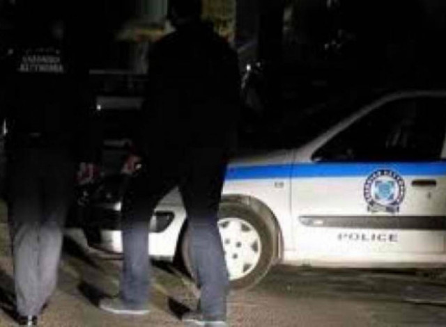 Τραυμάτισε αστυνομικό κατά την προσαγωγή του