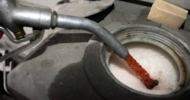 Άκαρπη η συνάντηση Μαυραγάνη με βενζινοπώλες για το πετρέλαιο