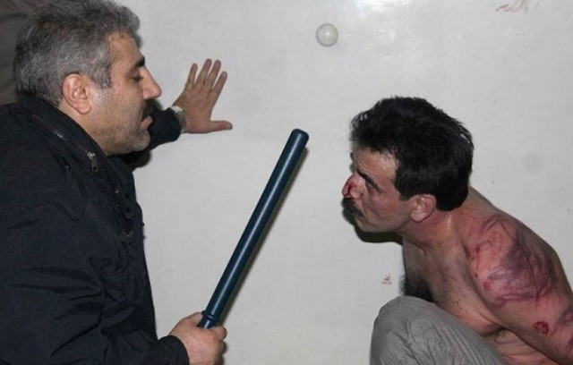 Ακτιβιστές στο Ιράν περνάνε σκληρά βασανιστήρια σύμφωνα με ερευνητή