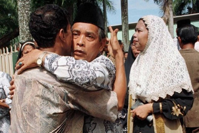 Ινδονησία: Υλικές ζημιές από τον ισχυρό σεισμό