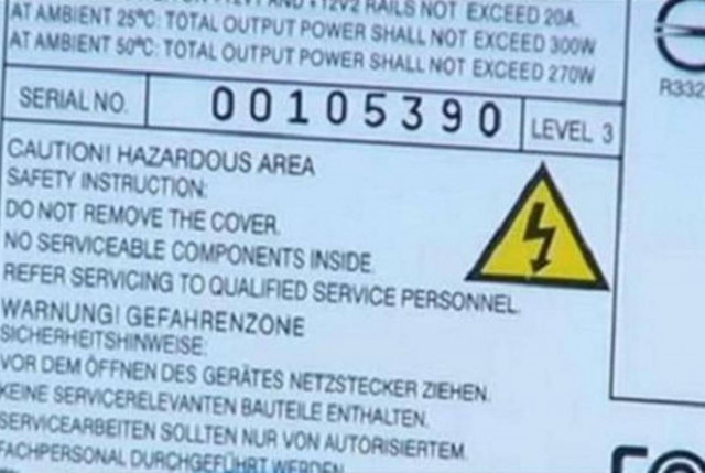 Έπαθε ηλεκτροπληξία όταν επισκεύαζε τον υπολογιστή του