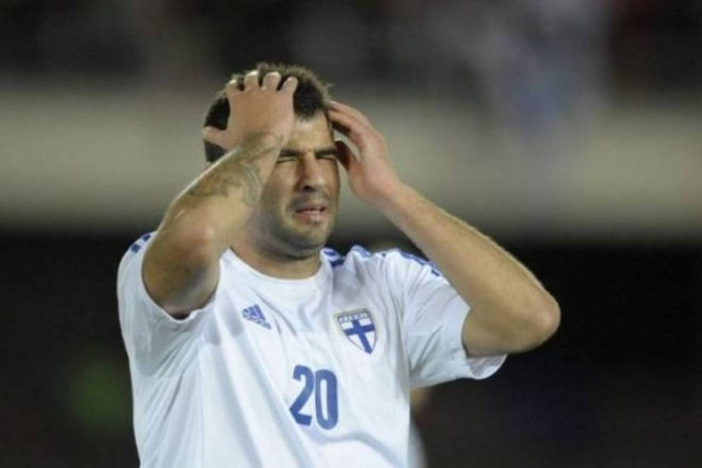 Πήγε να κάνει τον… Μαραντόνα και αποβλήθηκε! (video)