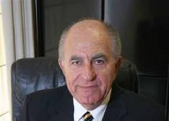 Κρις Σπύρου: Ο Ρόμνεϊ έχει ρατσιστικές τάσεις κατά των Ελλήνων