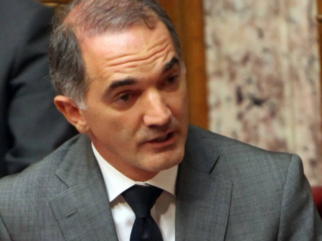 Καταγγελίες-βόμβα για σκάνδαλα με πρωταγωνιστή τον Μ. Σαλμά