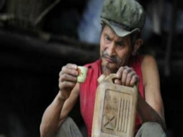 Κίνα: Πίνει βενζίνη εδώ και... 42 χρόνια!