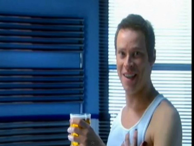 Απίθανο βίντεο: Η διαφορά γυναικών και ανδρών στις διαφημίσεις!