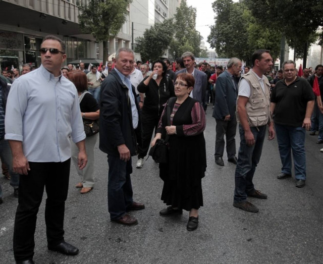 Παπαρήγα: Μόνος δρόμος η ρήξη