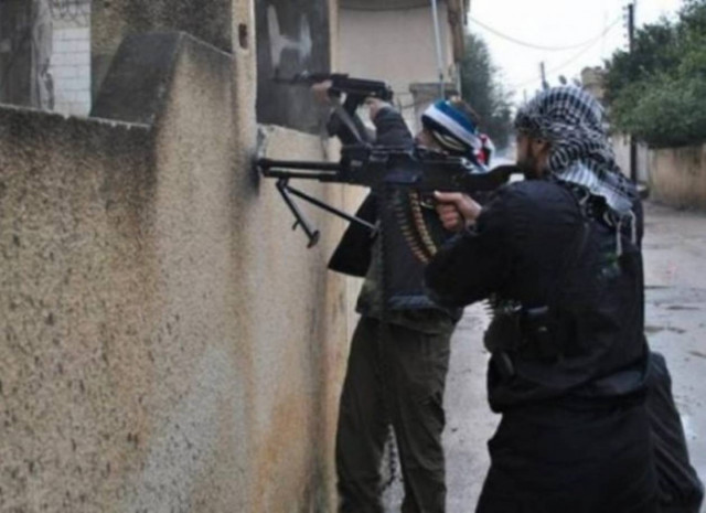 Κλιμακώνεται η βία στη Συρία- Στους 34.000 οι νεκροί