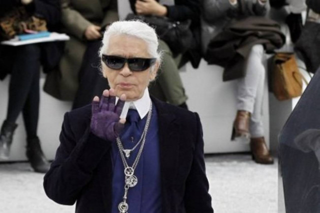 Ο Καρλ Λάγκερφελντ είπε «ανόητο» τον Ολάντ