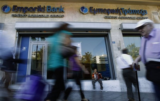 Η εξαγορά Εμπορικής Τράπεζας από Alpha Bank θα βοηθήσει στην ανάκαμψη