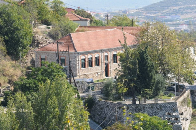 Λειτουργία Αλβανικού σχολείου στο Δομοκό