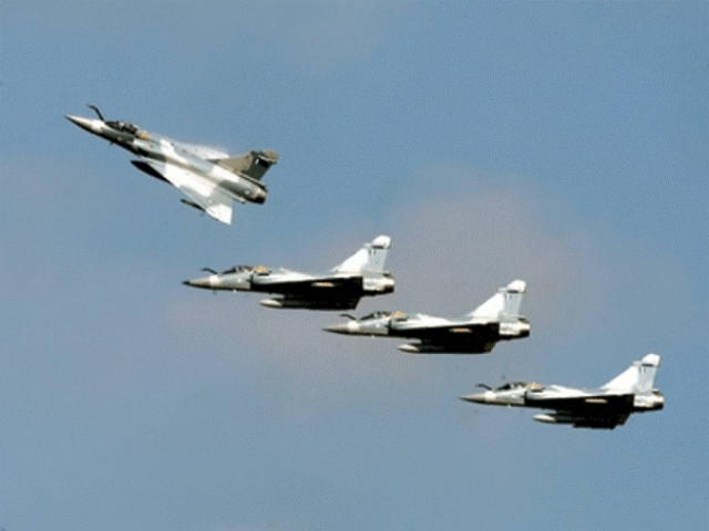 Κοινές ασκήσεις Ελλήνων και Γάλλων πιλότων στην Καλαμάτα