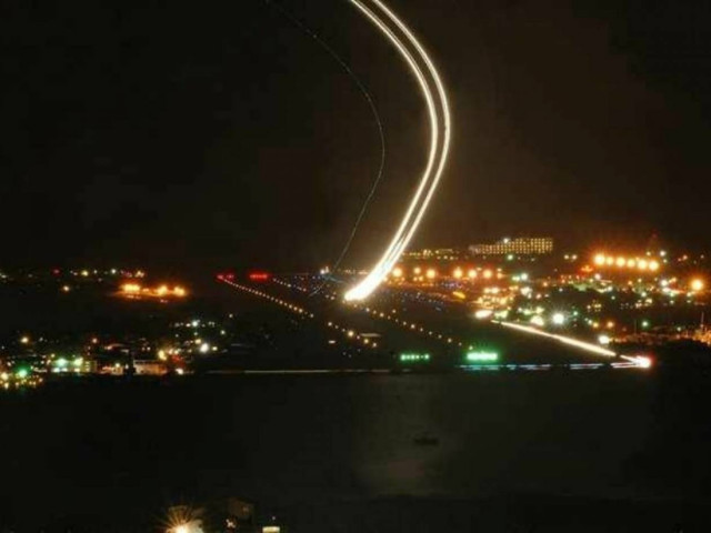 Εντυπωσιακό: Δεκάδες απογειώσεις σε μια φωτογραφία