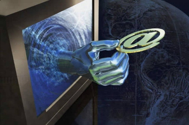 Hellastat: Οι επιχειρήσεις προτιμούν το internet για διαφήμισή τους