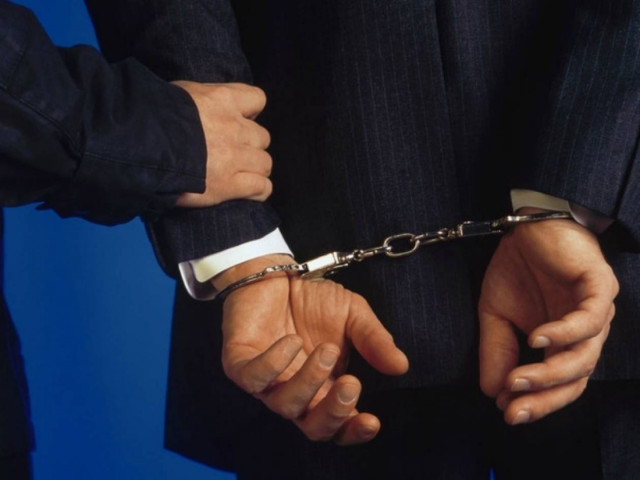 Συνελήφθη 42χρονος για χρέη προς το Δημόσιο