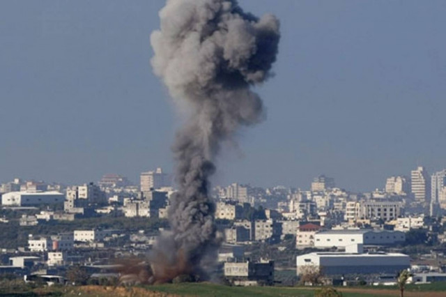 Ισχυρές εκρήξεις έπληξαν την Πόλη της Γάζας