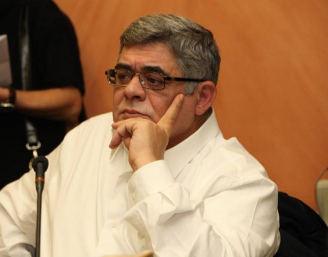 Χρυσή Αυγή: Πλούσια χώρα η Ελλάδα αλλά κυβερνάται από ανδρείκελα