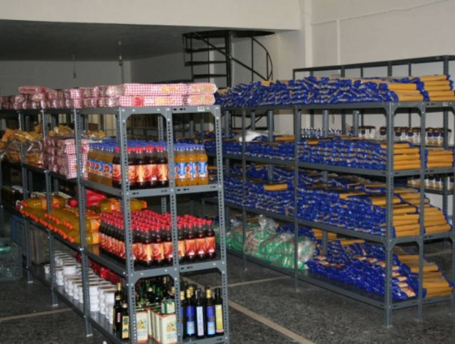 Όλο και περισσότεροι Θεσσαλονικείς  σπεύδουν στο Κοινωνικό Παντοπωλείο