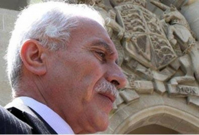 Ο Σιαρλή απαντάει στο δημοσίευμα που τον θεωρεί υπεύθυνο για αξιόγραφα