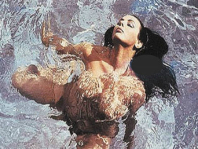 Από σταρ αισθησιακών ταινιών έγινε... υφυπουργός πολιτισμού!