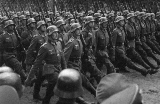 Ισόβια σε 3 πρώην ναζιστές