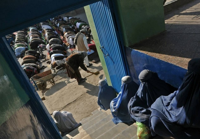 Δεκάδες νεκροί σε τζαμί του Αφγανιστάν