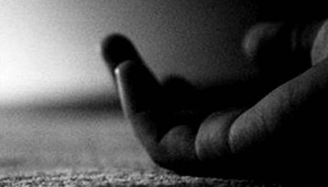 ΣΟΚ! Εκανε απόπειρα αυτοκτονίας μέσα σε εκκλησία