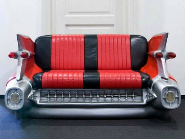 Ξενοδοχείο για τους... κολλημένους με τα αυτοκίνητα! (pics)