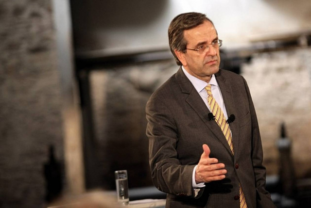 Ο πρωθυπουργός σηκώθηκε στο αεροπλάνο να δώσει τη θέση του σε επιβάτη