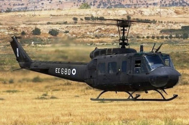 Αναγκαστική προσγείωση ελικοπτέρου της Αεροπορίας Στρατού