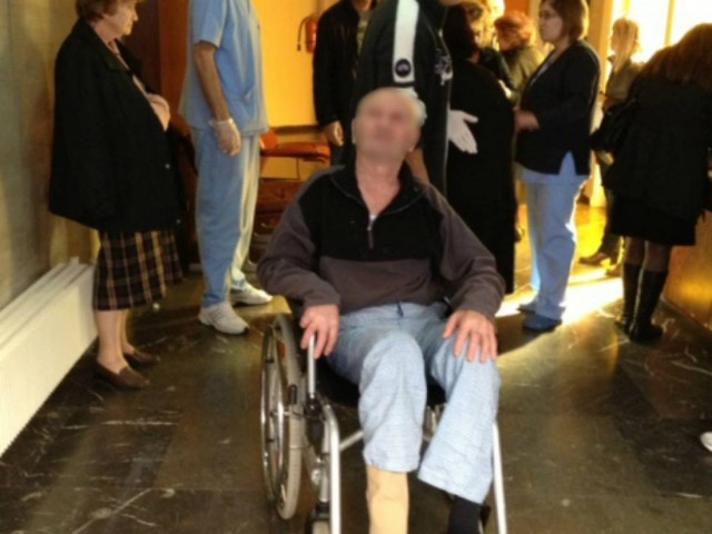 21 ηλικιωμένοι στο δρόμο...