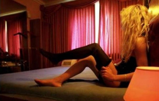 Προωθούν γυναίκες στην πορνεία μέσω ηλεκτρονικής ιστοσελίδας