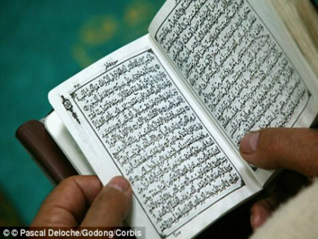 Σοκαριστικό: Μητέρα σκότωσε το μωρό της χτυπώντας το με το Κοράνι