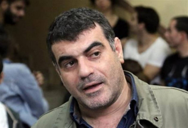 Άρχισε η δίκη του Κώστα Βαξεβάνη