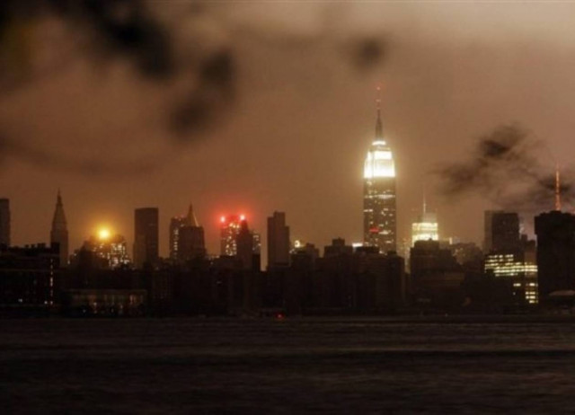 Η Νέα Υόρκη μετρά 38 νεκρούς από τον τυφώνα