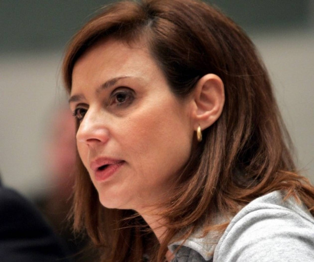 Θέμα ηγεσίας στο ΠΑΣΟΚ θέτει η Κ. Μπατζελή