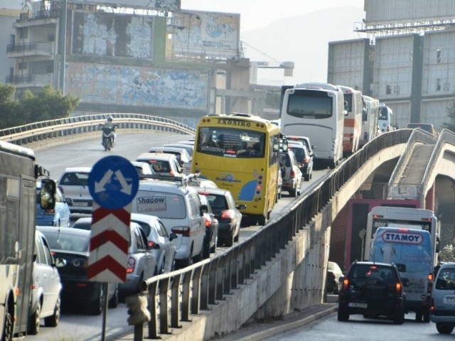 Κυκλοφοριακό κομφούζιο στην Αθήνα λόγω της απεργίας (ΦΩΤΟΡΕΠΟΡΤΑΖ)