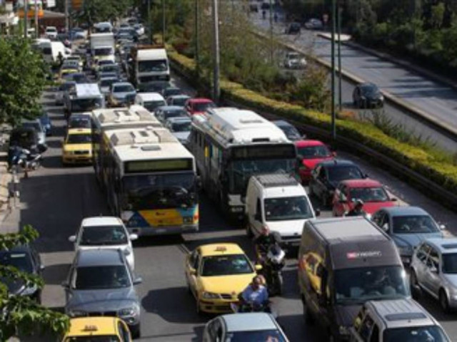 Χάος στους δρόμους της Αθήνας - Πού έχει μποτιλιάρισμα (ΦΩΤΟ)