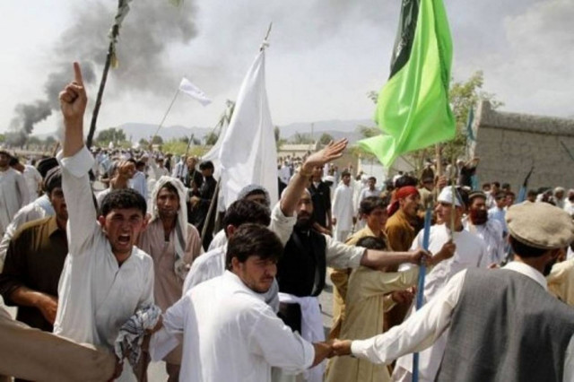 Ξεχύθηκαν στους δρόμους οι Ιρανοί κατά της Αμερικής