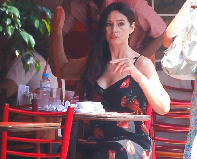 Δείτε: Απλή και όμορφη η Μόνικα Μπελούτσι!