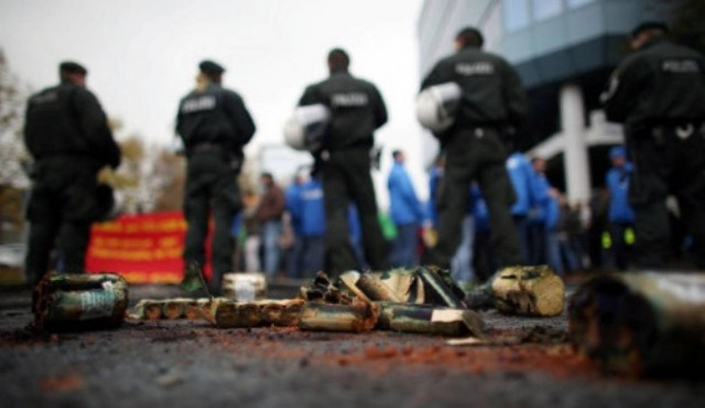 Επεισόδια με τραυματίες έξω από τη FORD